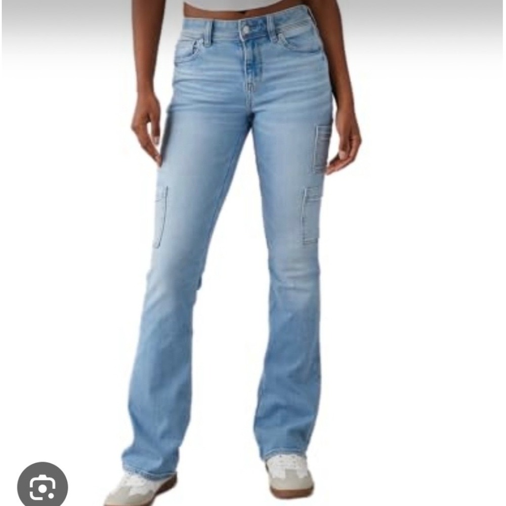 American Eagle Next Level Stretch Kick Boot Cargo Jeans Light Wash Blue Size 6